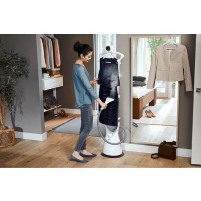 Product in Use Photo Philips ComfortTouch Garment Steamer GC554/38