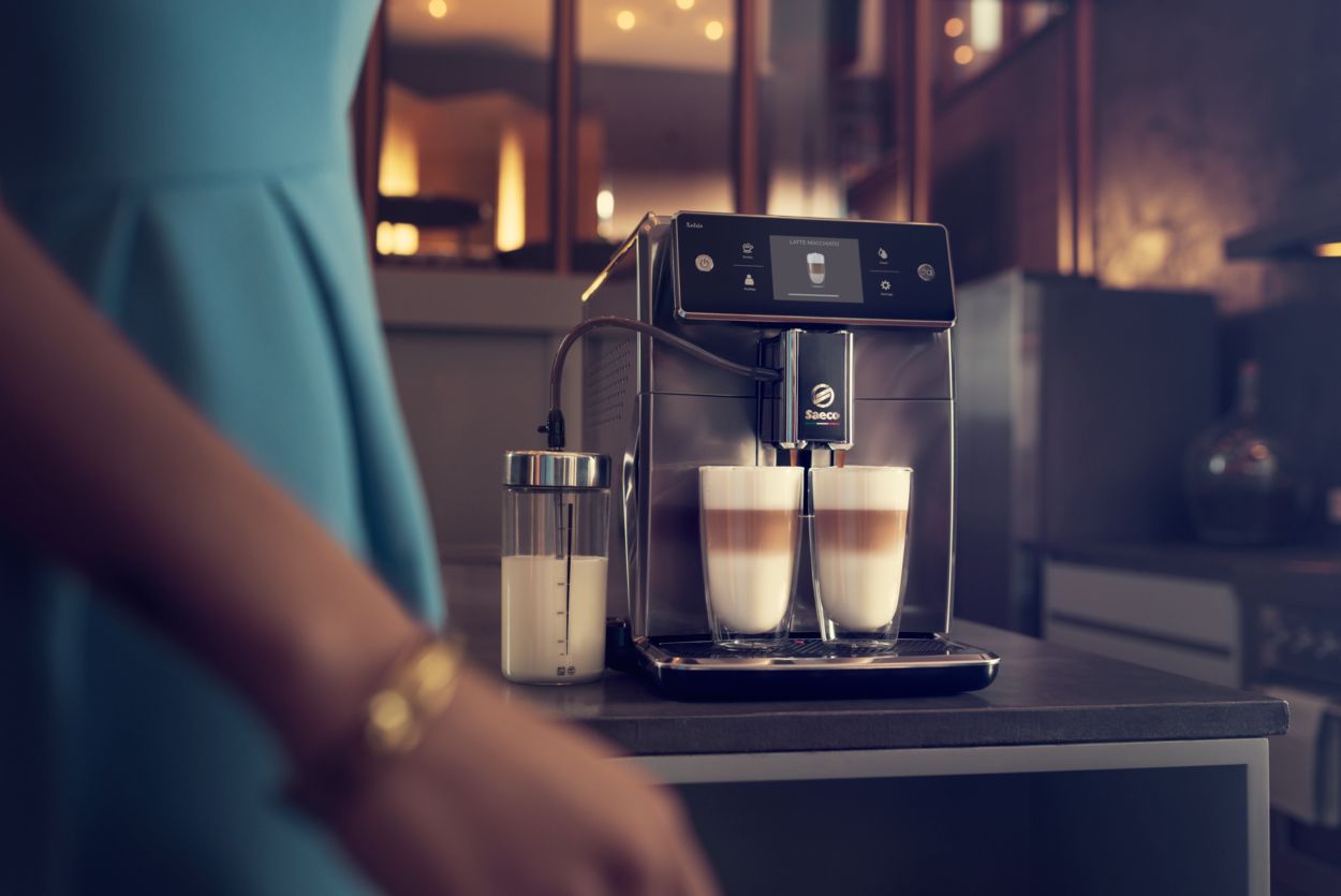Xelsis Super-automatic espresso machine SM7684/04 | Saeco