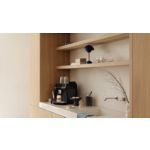 Fully automatic coffee machine that does it all