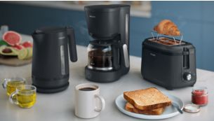 Fuldt morgenmadss&aelig;t tilg&aelig;ngeligt med kedel og kaffemaskine