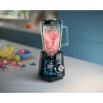 Enjoy velvety smoothies with effortless cleaning