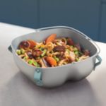 Pirmasis „Airfryer“ priedas skirtas garinti ir kepti maišant