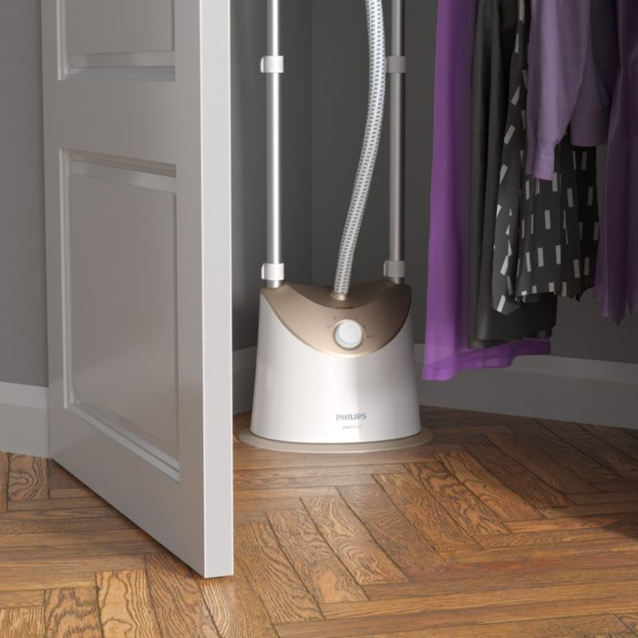 Easy Touch Stand Steamer GC488/60 | Philips