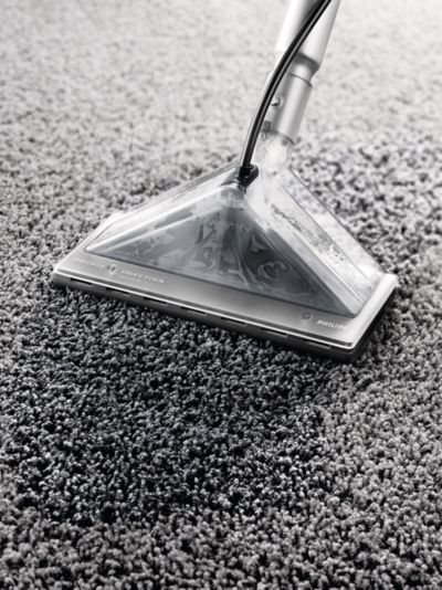 Почистете напълно килимите с шампоан