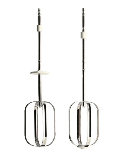 Beaters and dough hooks included