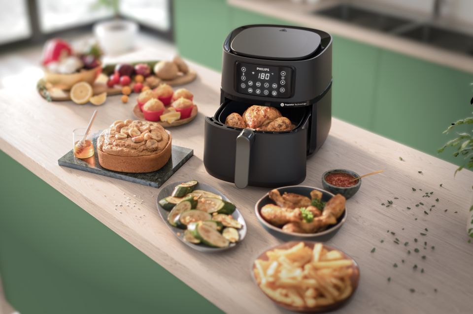 Philips Airfryer L Série 5000, 4.1L (0.8Kg), Air Fryer Multifonctions 13-en- 1, Connexion Wifi, 90% de graisse en moins grâce à la technologie Rapid Air, Application de HomeID (HD9255/80