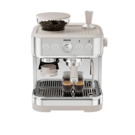 PSA2218/50 2000 Series Semi Automatic Espresso Machine with Capsule Handle