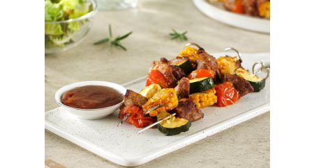 4 brochettes pour préparer des grillades