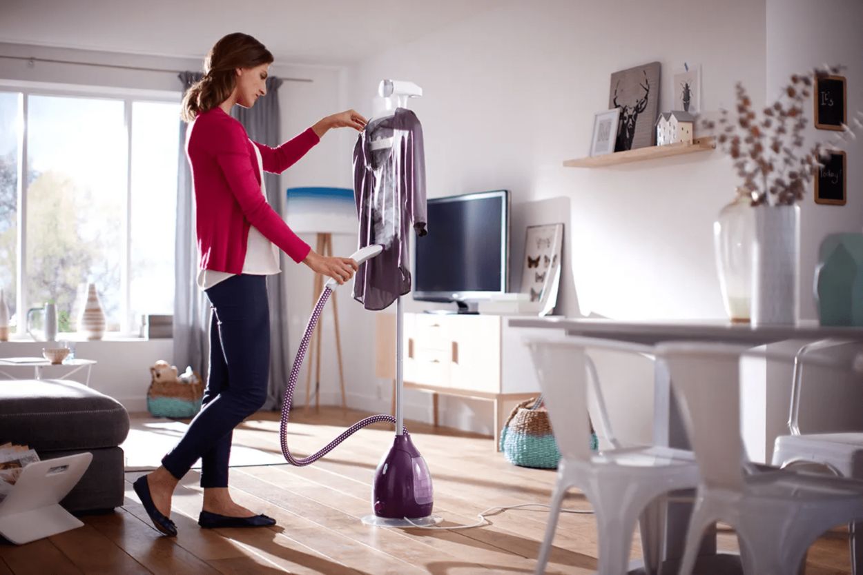 ClearTouch Essence Garment Steamer GC535/35 | Philips