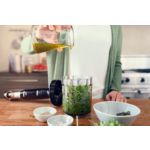 Powerful and easy-control hand blender