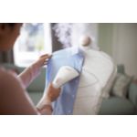 Product in Use Photo Philips ProTouch 2-in-1 Garment Steamer 的缩略图