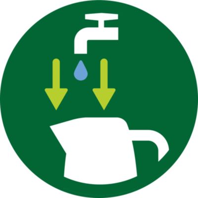 Helppo täyttää kaatonokan kautta tai avaamalla kansi