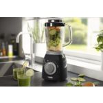 Miniatura de Main in-use photograph Philips Viva Collection Blender