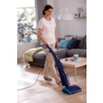 Siurbia dulkes, drėgnai valo ir džiovina iš karto