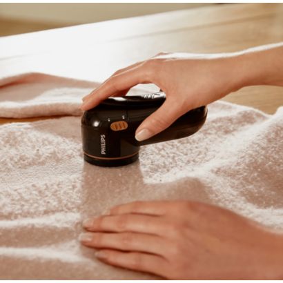 Aparat za uklanjanje vlakana s odjeće