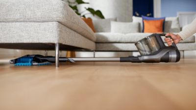 Ulottuu helposti myös matalien kalusteiden alle