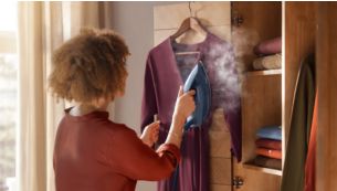 Fer l&eacute;ger id&eacute;al pour le d&eacute;froissage vertical