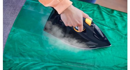7000 Series HV Steam Iron Blue/Yellow DST7060/26 | Philips