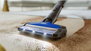 La brosse à 360° aspire jusqu'à 99,7 % de la poussière et des saletés*