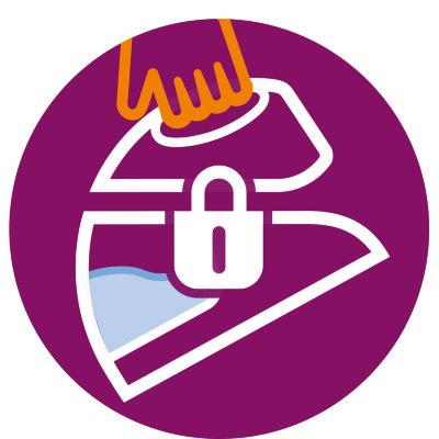 Pevne zaistite žehličku do základne