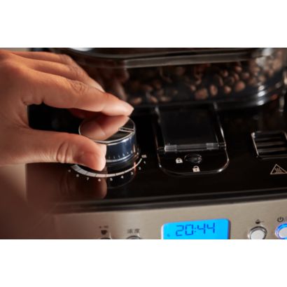 Product Detail Photograph Philips Grind & Brew Coffee maker HD7753/00
