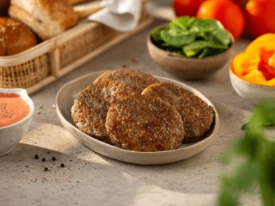 El accesorio le permite cocinar alimentos más planos
