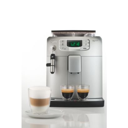 Expresso e leite vaporizado com um toque