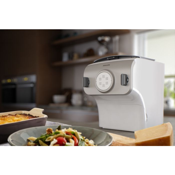 Premium collection Pasta and noodle maker HR2357/05 | Philips