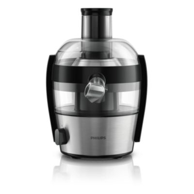 Licuadora compacta siempre a mano en la encimera de la cocina