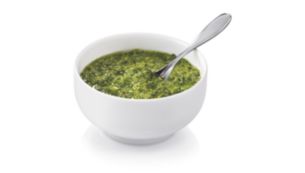 Ajuda a preparar de molhos a vitaminas