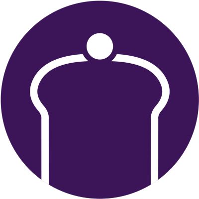 Iebūvēts gludināmais dēlis vieglai burzījumu likvidēšanai