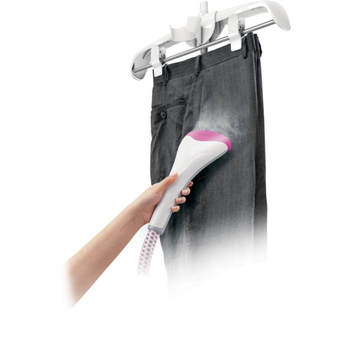DailyTouch Garment Steamer GC504/30 | Philips