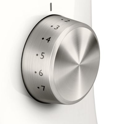 7 speeds and pulse for maximum control