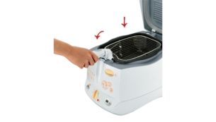 Rise and fall frying basket prevents oil splashes