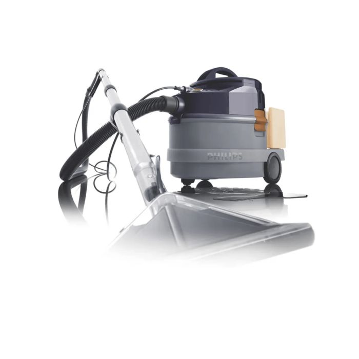 Triathlon Wet and dry vacuum cleaner FC6843/01 | Philips