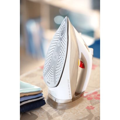 Carefree ironing, no setting required