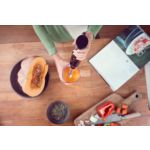 Powerful and easy-control hand blender