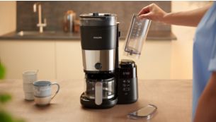 Remplissage pratique du réservoir d'eau amovible (jusqu'à 10 tasses)