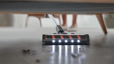 LED-suutin paljastaa piilossa olevan pölyn ja ohjaa jokaista liikettä.