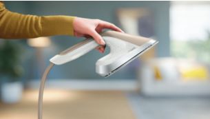 Mit dem ergonomischen B&uuml;geleisen und -kopf wird das B&uuml;geln angenehm leicht