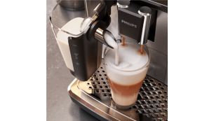 Cappuccino cremoso; preparado na hora por si em casa.