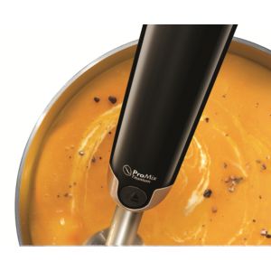 Powerful and easy-control hand blender