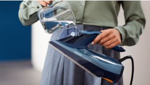 Engome mais de uma s&oacute; vez com o dep&oacute;sito de &aacute;gua de 300&nbsp;ml