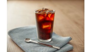 品味由意大利专家赞扬的新鲜度更高、果香更浓的特色冰咖啡。