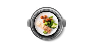 Keep Warm function keeps food ready for serving