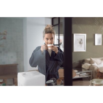 S pritiskom na gumb pripravite espresso in kapučino