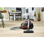 Picks-up and locks 99.9% of fine dust*