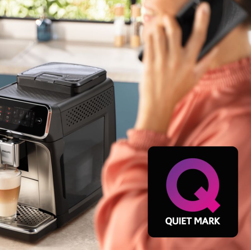 40 % tišji s tehnologijo SilentBrew, enako okusna kava