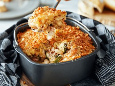 Dodatak za pečenje sa slojem koji onemogućuje lijepljenje