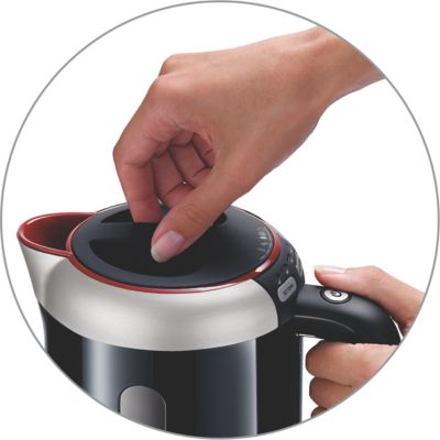 Tapa giratoria con abertura grande para llenar y limpiar fácilmente